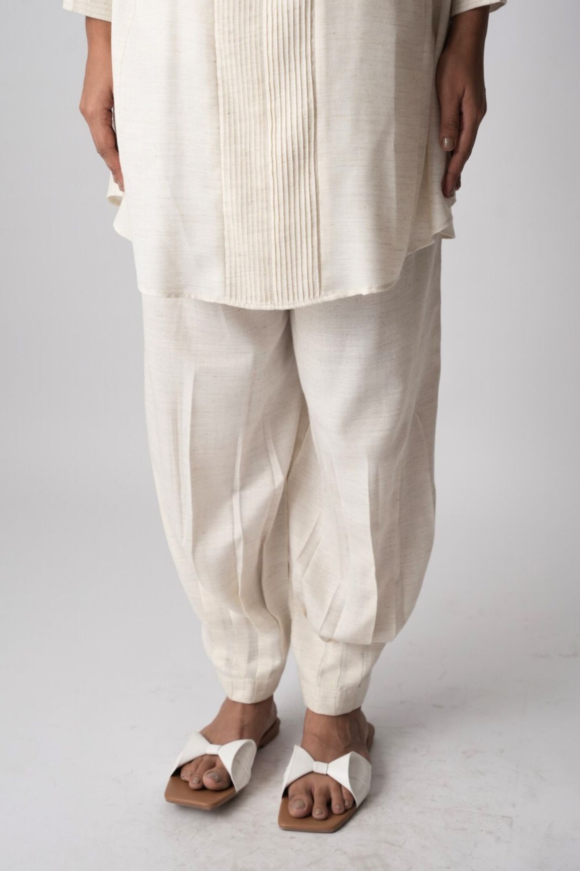 Off-White Pintuck Kurta Set