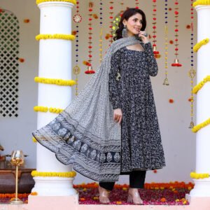 Amalkari Cotton Printed Set - Image 15
