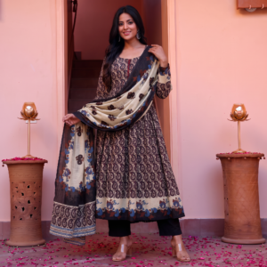 Alternative view of Vivanika Cotton Set
