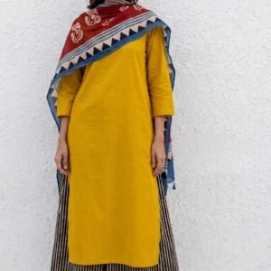 Alternative view of Set of 3 - Kurta, Culottes & Dupatta - Nira 10
