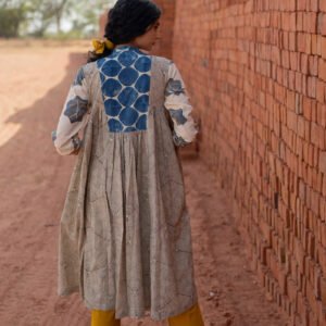 Amra Side Pleat Kurta - Indigo - Image 8