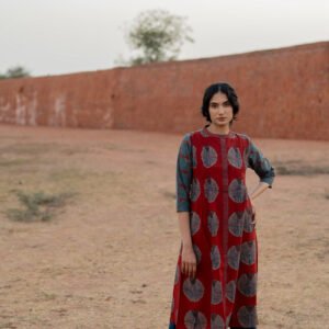 Pintuck Kurta - Red