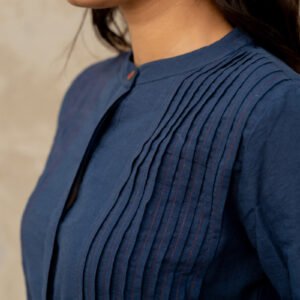 Alternative view of Pintuck Kurta - Indigo
