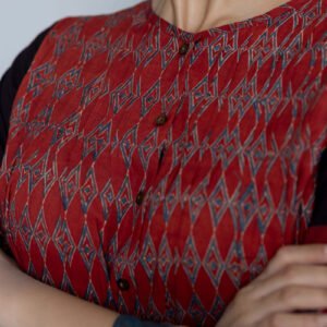 Short Pintuck Kurta - Ela - Image 6
