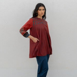 Alternative view of Bias Tunic - Ark Red