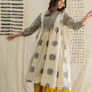 Amra Side Pleat Kurta - Natural White & Grey