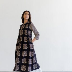 Pintuck Kurta - Tira Black - Image 6