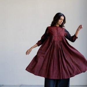 Amra Side Pleat Kurta - Yana - Image 4