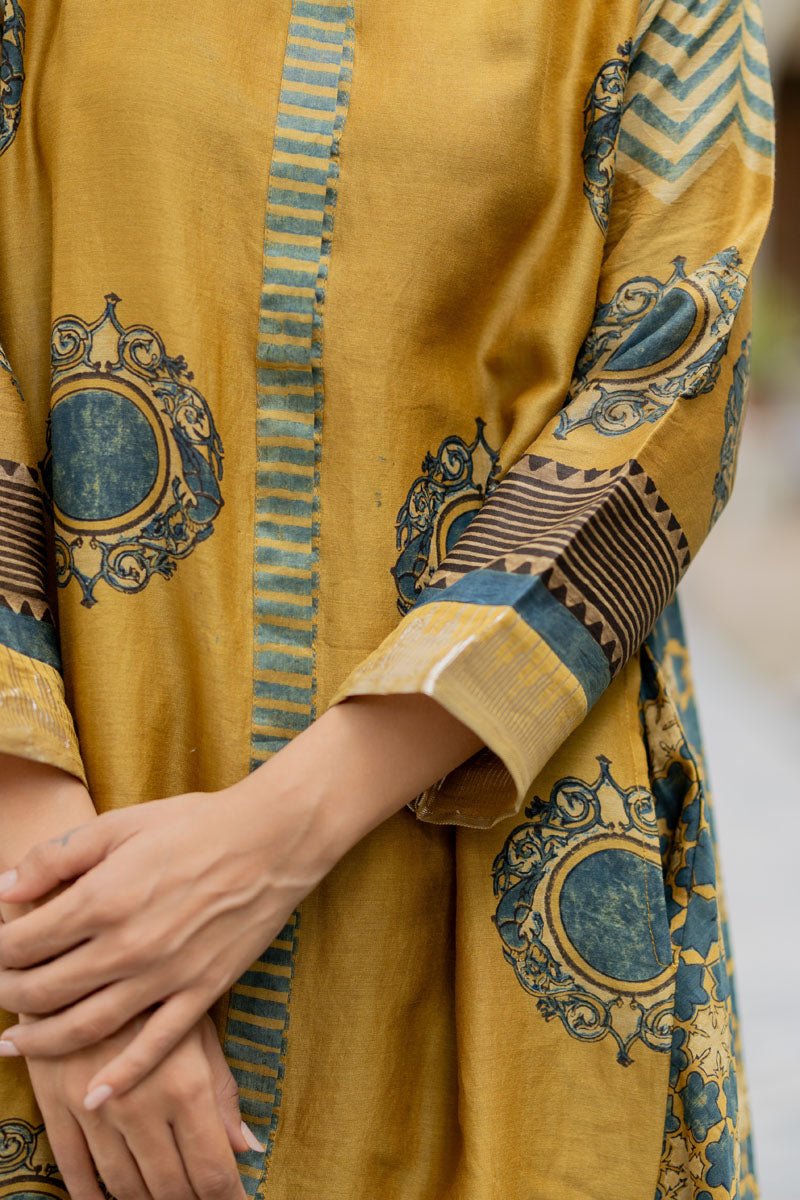 Chanderi Silk A-line Kurta Set of 2 - Firdaus - Image 3