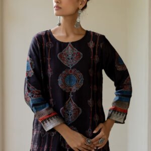 Alternative view of Chanderi Silk Classic Kurta Set of 2 - Naima