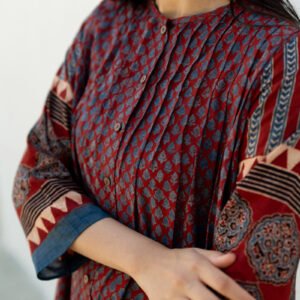 Short Pintuck Kurta - Oni Red