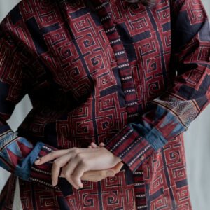 Go-to-shirt - Avani Black